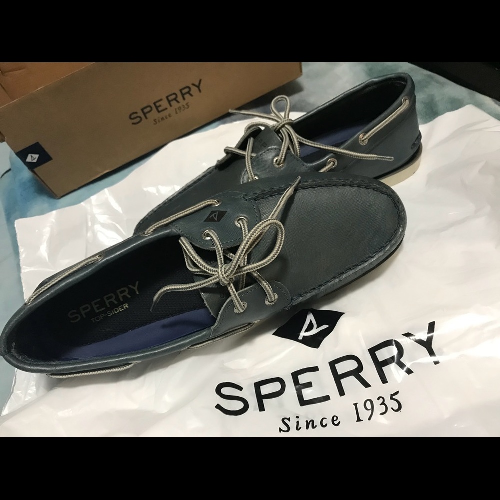 Men’s Sperrys